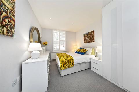 1 bedroom apartment to rent, Langdon Park, Teddington