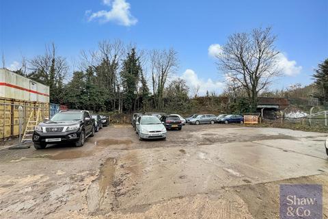 Industrial unit to rent, The Transport Yard, Wood End Gardens, Northolt UB5