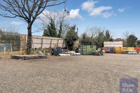 Industrial unit to rent, The Transport Yard, Wood End Gardens, Northolt UB5