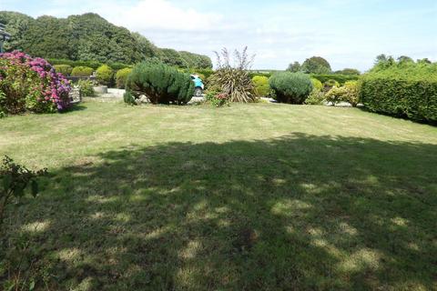 3 bedroom detached bungalow to rent, No Mans Land, Looe