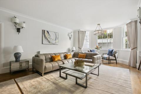 3 bedroom flat to rent, Holland Park, London, W11