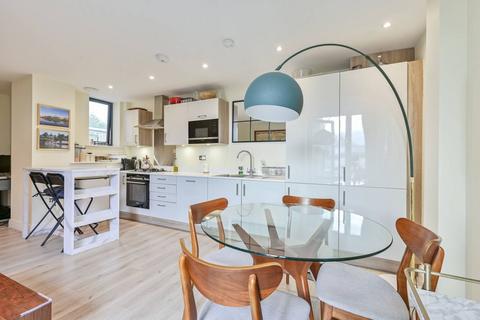 1 bedroom flat for sale, Worple Road, Wimbledon, LONDON, SW19