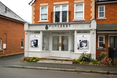 Retail property (high street) to rent, Updown Hill, Windlesham