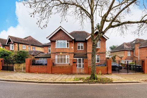 41 The Grove, Isleworth, TW7 4JT
