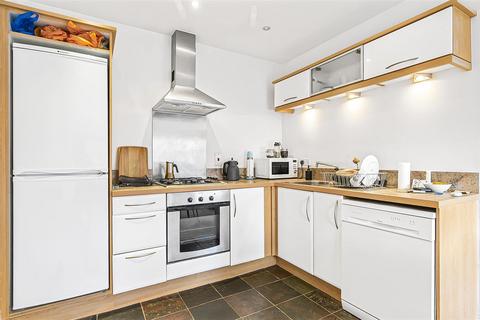 2 bedroom apartment for sale, Barkham Mews, Queens Road, Reading