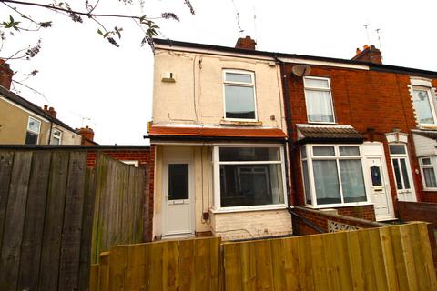 2 bedroom end of terrace house to rent, Alaska Villas, Barnsley Street, Hull HU8