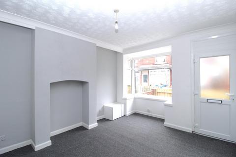 2 bedroom end of terrace house to rent, Alaska Villas, Barnsley Street, Hull HU8