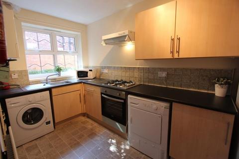 3 bedroom house to rent, 8 Exbury Street, Exbury Street, Manchester M14