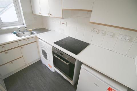 1 bedroom apartment to rent, Goodwood Close, Chester CH1