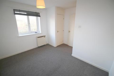 1 bedroom apartment to rent, Goodwood Close, Chester CH1