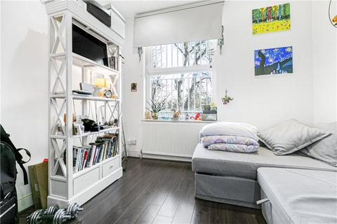 Studio to rent, Upper Richmond Road, Putney, SW15