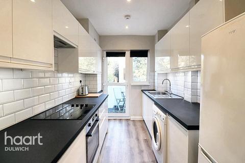 2 bedroom flat for sale, Lordship Lane, London