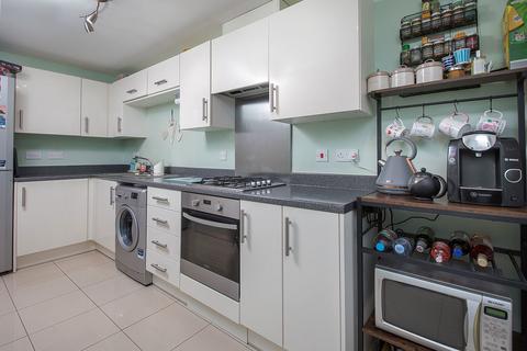 98 Clarendon Close, Corby, NN18 8DD