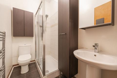 2/1, 16 Baker Street, Glasgow, G41 3YE