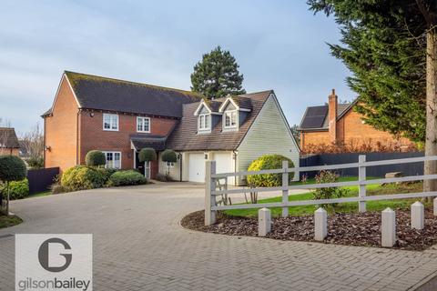 5 bedroom detached house for sale, Strumpshaw Road, Norwich NR13