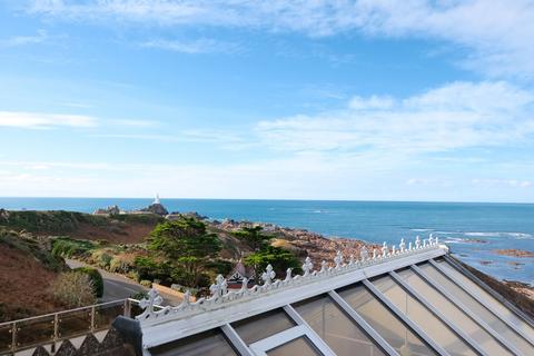 2 bedroom apartment for sale, La Rue De La Corbiere, Jersey JE3