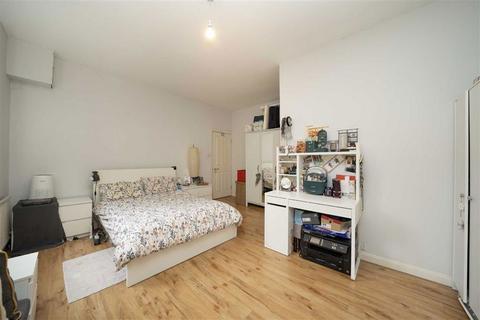 1 bedroom flat for sale, Blackfriars Road, London SE1