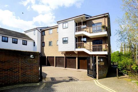 2 bedroom penthouse for sale, Ram Passage, Kingston upon Thames, KT1