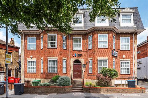 1 bedroom flat to rent, Surbiton Hill Road, Surbiton