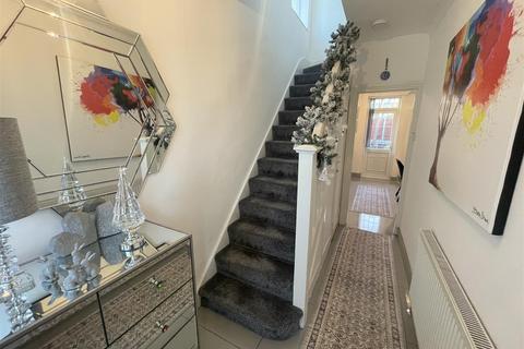 3 bedroom end of terrace house for sale, Waltham Way, London