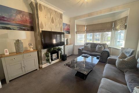 3 bedroom end of terrace house for sale, Waltham Way, London