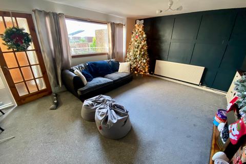 16 Wood End, Ropsley, Grantham, NG33 4BY