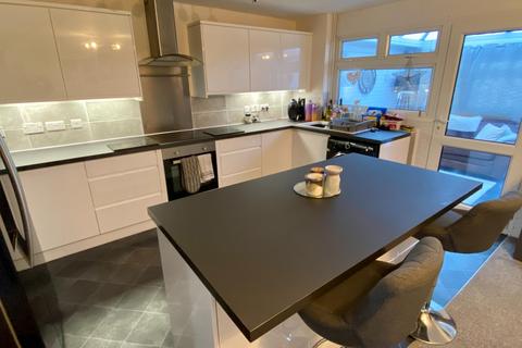 16 Wood End, Ropsley, Grantham, NG33 4BY
