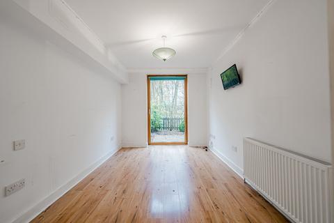 Flat 0/2, 10 Haggs Gate, Glasgow, G41 4BE