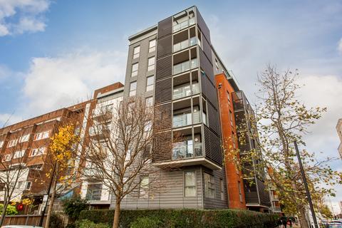 2 bedroom flat for sale, Kirkby Apartments, Bow, E3