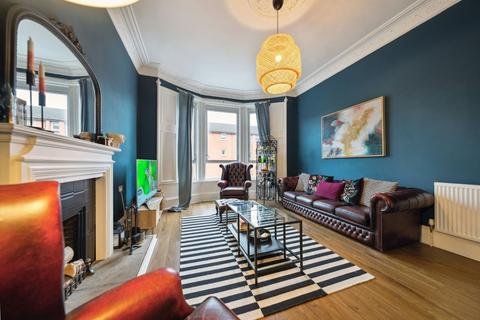 1/1, 72 Holmlea Road, Glasgow, G44 4AL