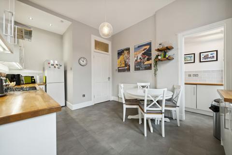 1/1, 72 Holmlea Road, Glasgow, G44 4AL