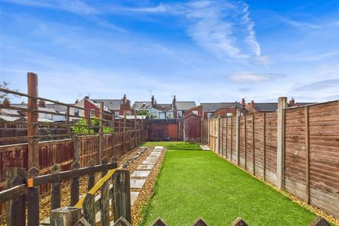 56 Alma Place, Gloucester, GL1 5PX