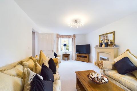 4 bedroom detached house for sale, Swan Avenue, Bingley