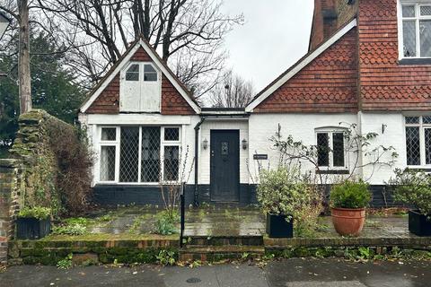 2 bedroom cottage to rent, High Street, Limpsfield, Oxted, Surrey, RH8