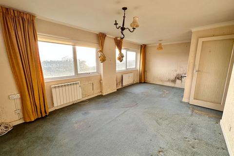 2 bedroom flat for sale, Lower Warberry Road, Torquay, TQ1 1TN