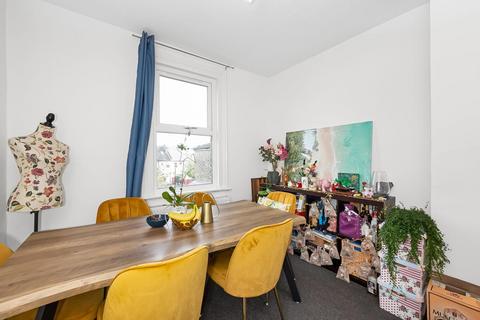 66b Siddons Road, London, SE23 2JQ