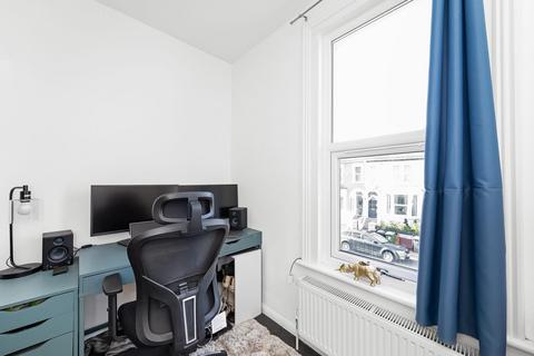 66b Siddons Road, London, SE23 2JQ