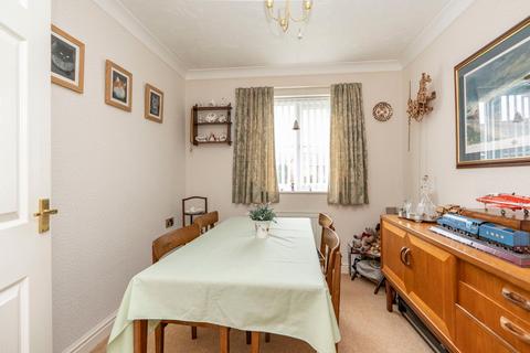 16 Chapelgate, Sutterton, Boston, PE20 2NY