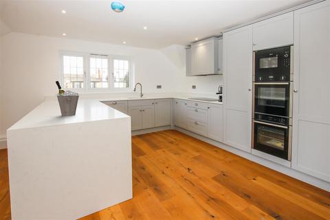 2 bedroom apartment for sale, Shenfield Road, Shenfield, Brentwood