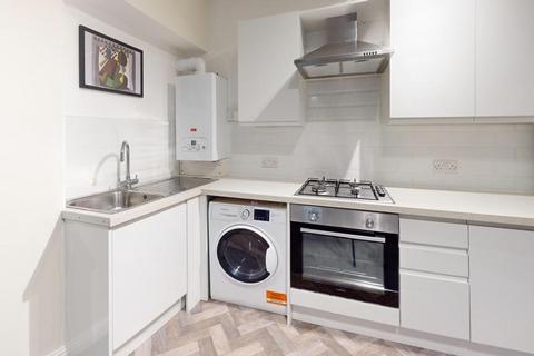 2 bedroom flat to rent, 382 Wilmslow Road, Wilmslow Road, Manchester M20