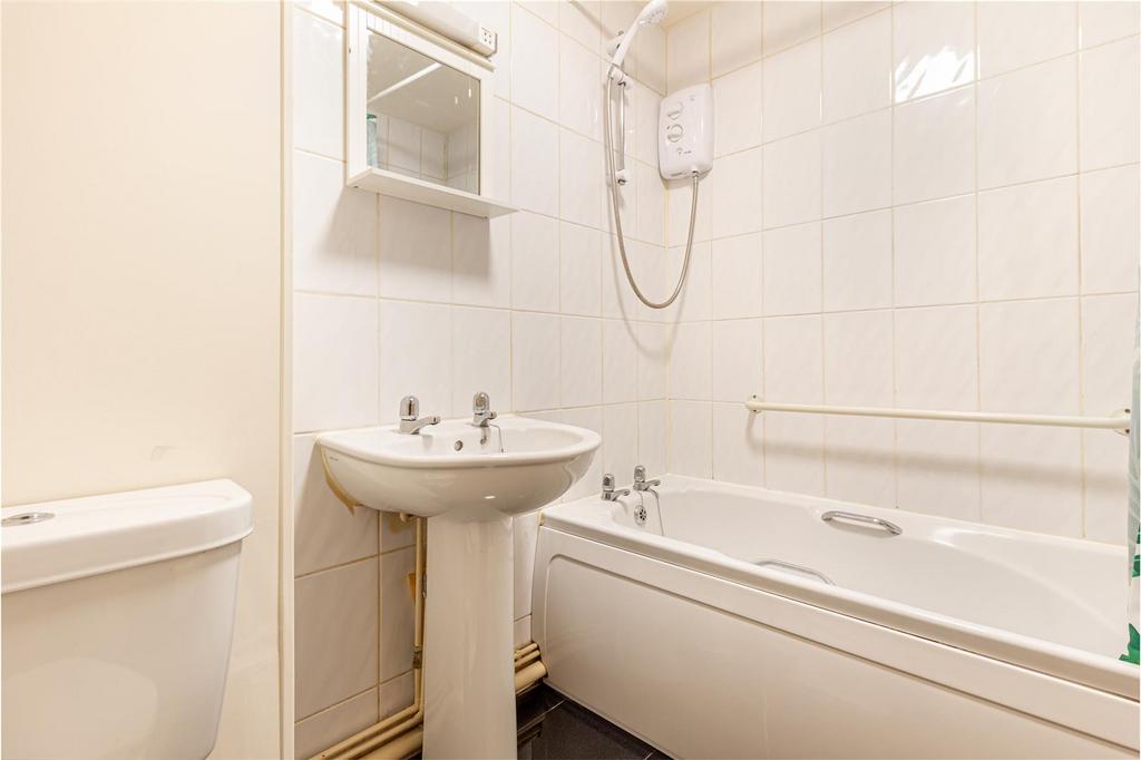 Bathroom-2.jpg