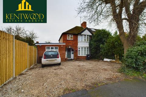 4 bedroom semi-detached house to rent, Earley, Reading RG6