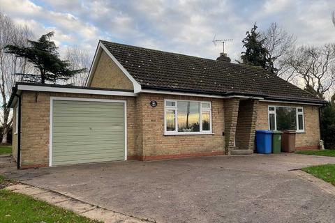 2 bedroom detached bungalow to rent, The Garth, Yapham