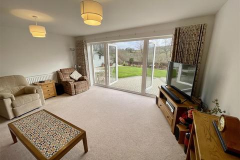 3 bedroom detached bungalow for sale, Cae Coch, Drefach, Llanelli