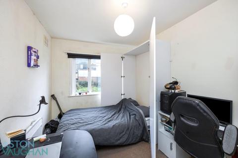 2 bedroom apartment to rent, Baden Road, Brighton BN2