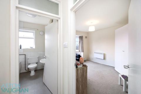 2 bedroom apartment to rent, Baden Road, Brighton BN2