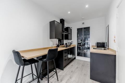 1 bedroom flat for sale, Ingram Street, Flat 2/6, Merchant City, Glasgow, G1 1DJ