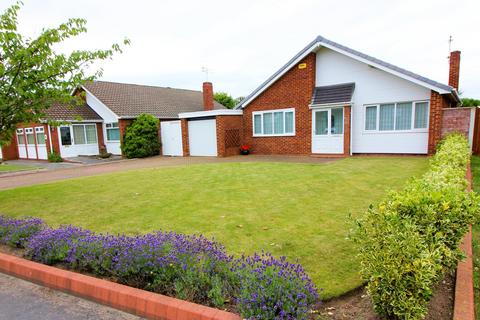 3 bedroom bungalow to rent, Harrington Road, Formby, L37