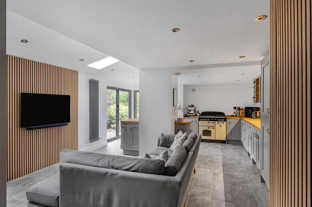 Kitchen / Living Room