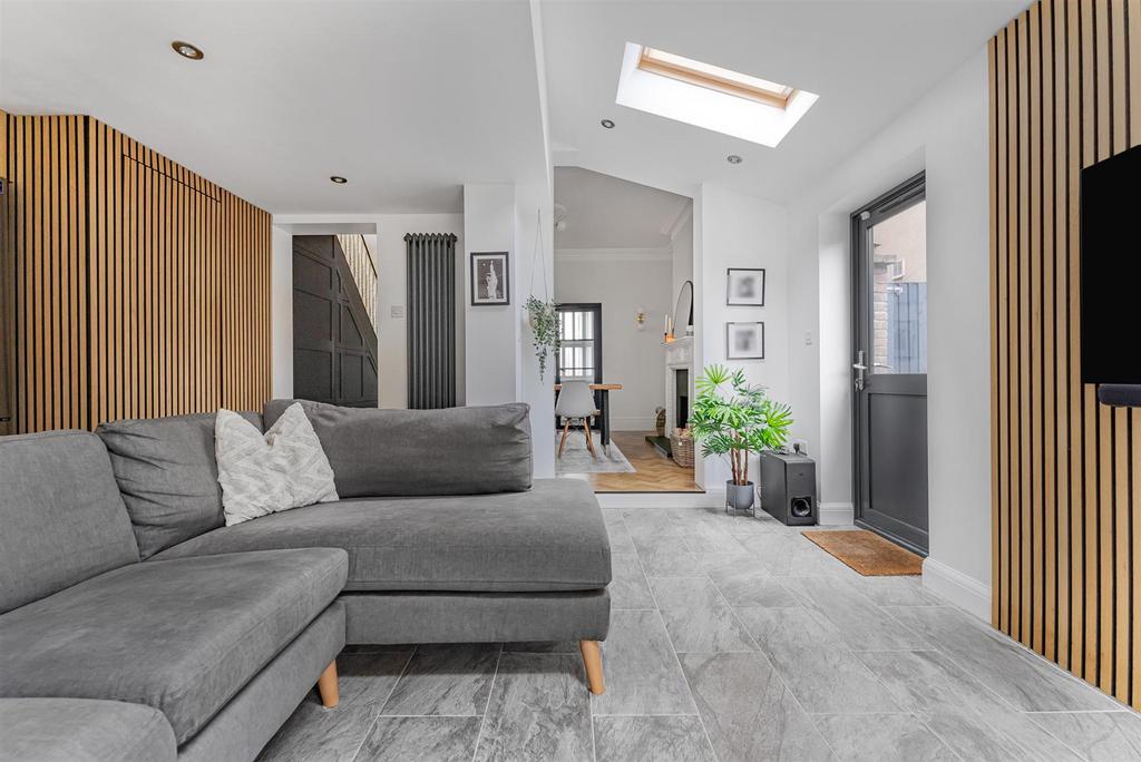 Kitchen / Living Room
